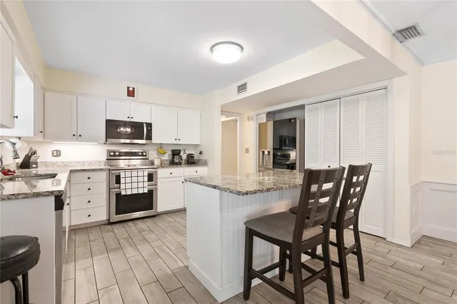 $699,900 | 8350 40th Avenue North, St. Petersburg, FL 33709