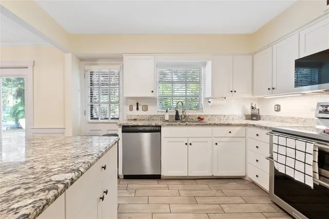 $699,900 | 8350 40th Avenue North, St. Petersburg, FL 33709