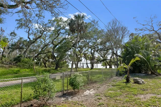 $699,900 | 8350 40th Avenue North, St. Petersburg, FL 33709