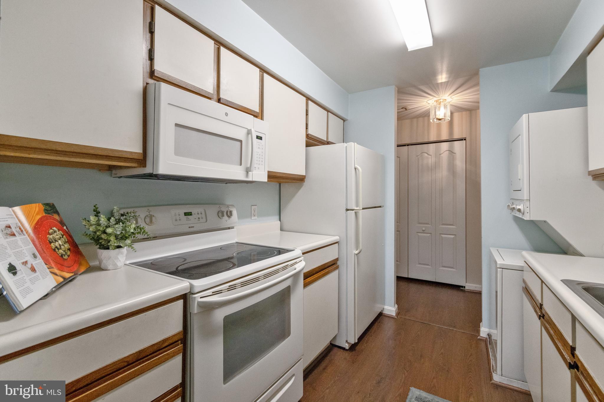 8385 Montgomery Run Road, Unit D Ellicott City, MD 21043 - Photo 6 of 28