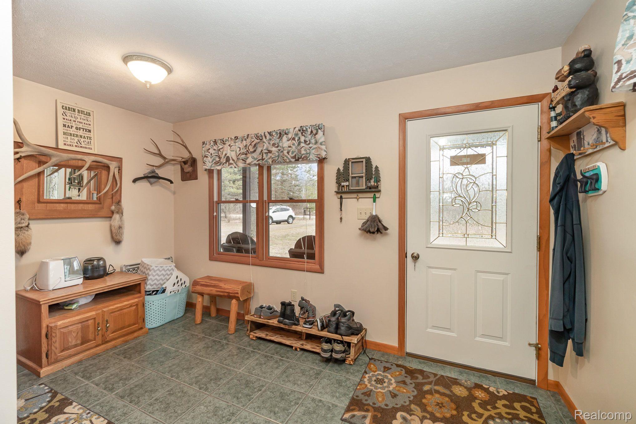 850 Grass Lake Road Gladwin, MI 48624 - Photo 19 of 45 Gallery Image 19