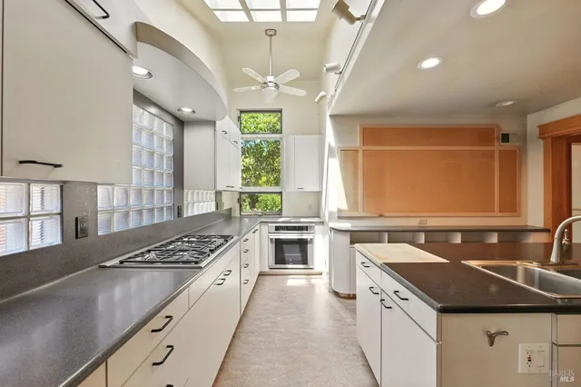 $865,000 | 1293 Pacific Avenue, Petaluma, CA 94954