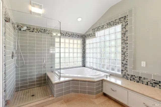 $865,000 | 1293 Pacific Avenue, Petaluma, CA 94954