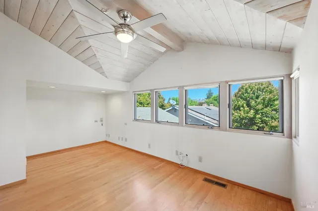 $865,000 | 1293 Pacific Avenue, Petaluma, CA 94954