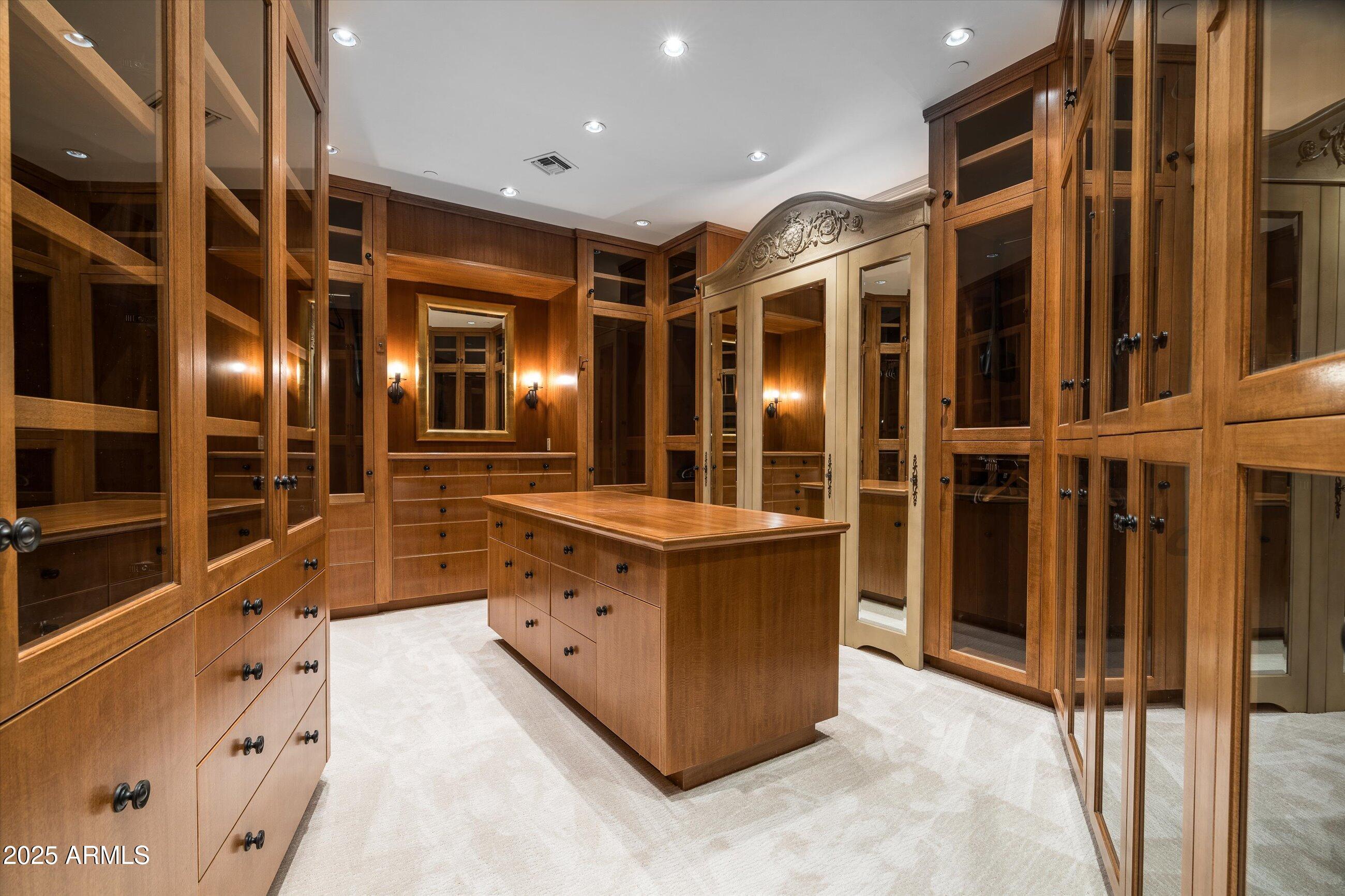 7451 North Las Brisas Lane Paradise Valley, AZ 85253 - Photo 21 of 65 Primary Bedroom - Closet 1 of 2
