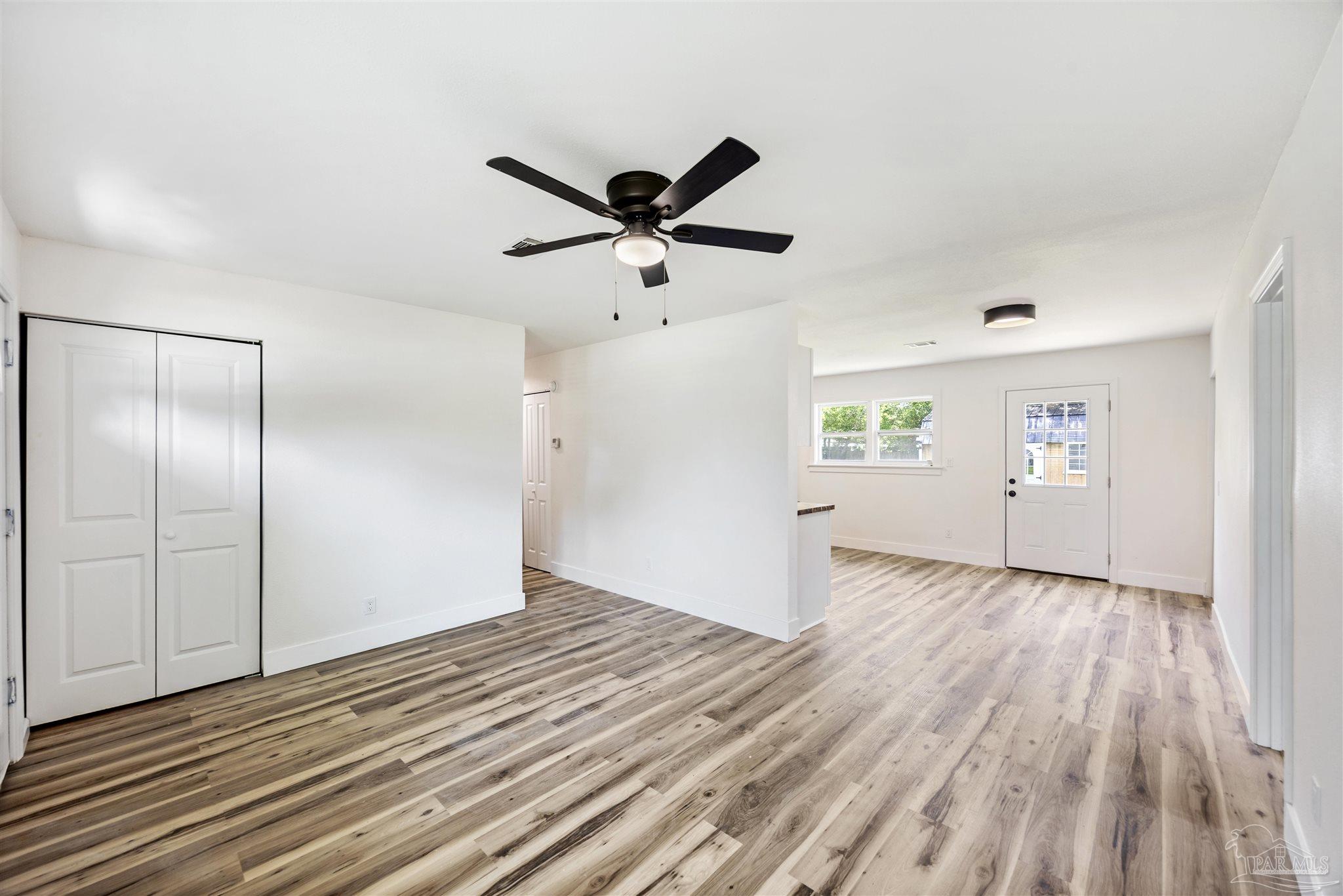 7328 Sachem Road Pensacola, FL 32506 - Photo 9 of 36 Gallery Image 9