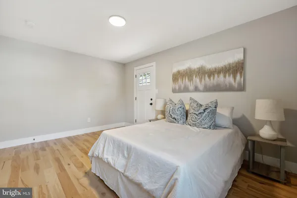 $4,000 | 2414 Phillips Drive, Alexandria, VA 22306