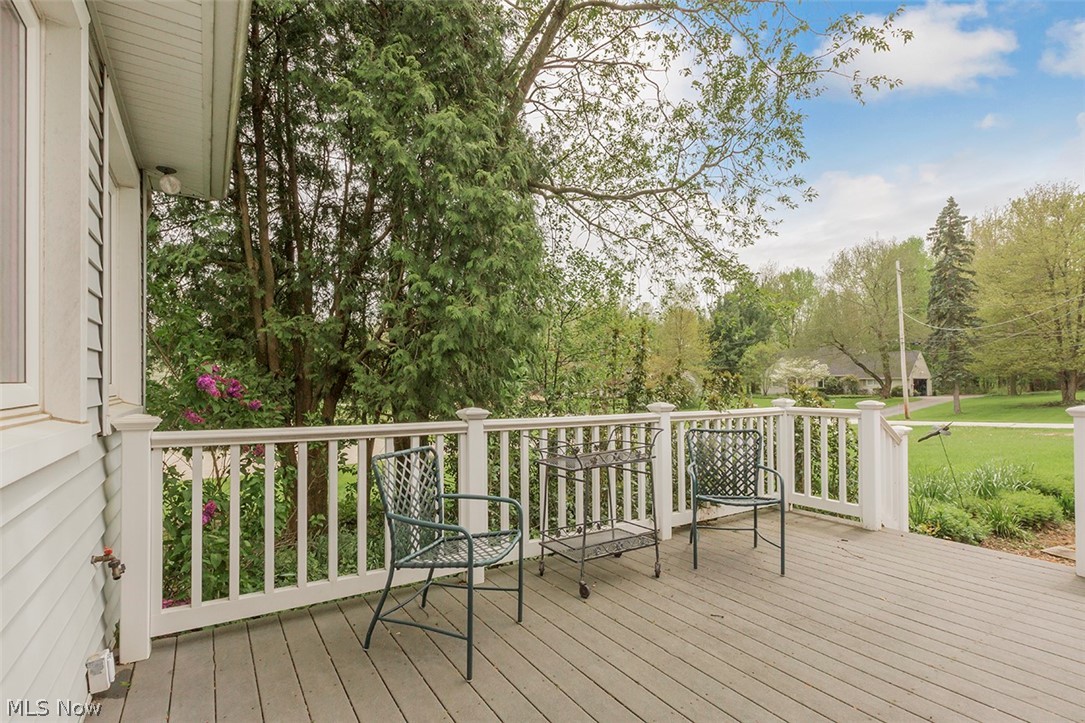 28725 Bolingbrook Road Pepper Pike, OH 44124 - Photo 23 of 27