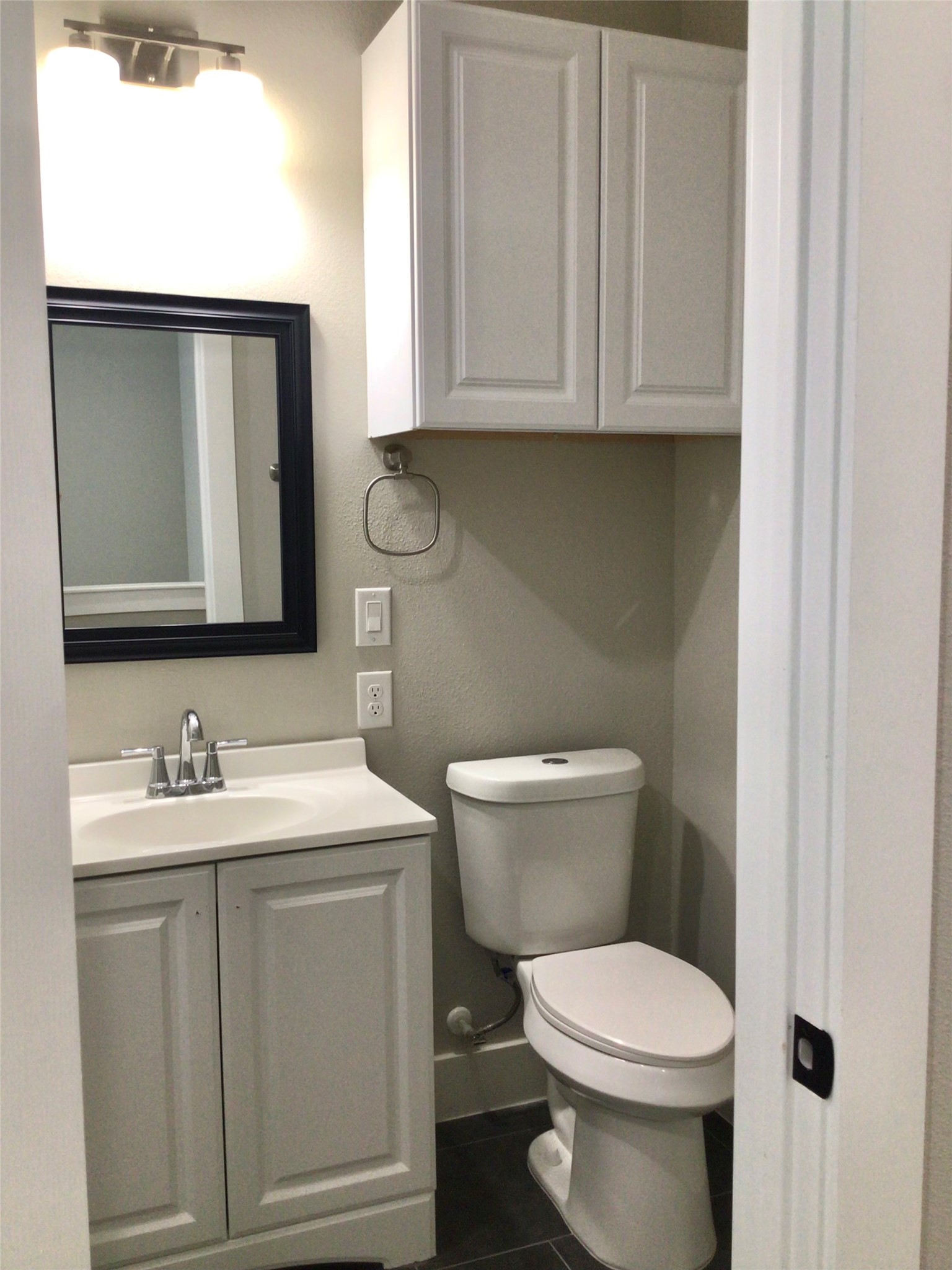 2109 Marnel Road, Unit B Houston, TX 77055 - Photo 23 of 46