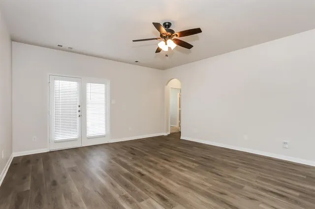 $2,065 | 12417 Shine Avenue, Rhome, TX 76078