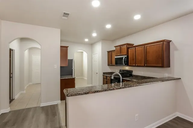 $2,065 | 12417 Shine Avenue, Rhome, TX 76078