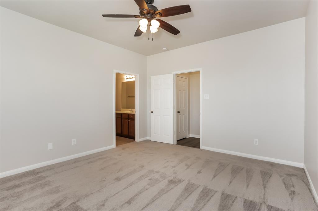 12417 Shine Avenue Rhome, TX 76078 - Photo 7 of 16