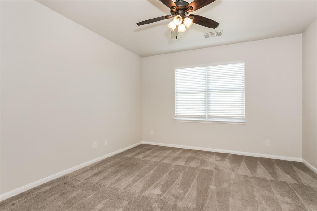 12417 Shine Avenue Rhome, TX 76078 - Photo 8 of 16