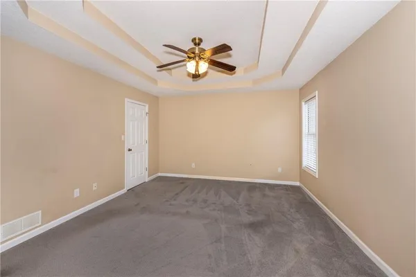 a view of a livingroom with window