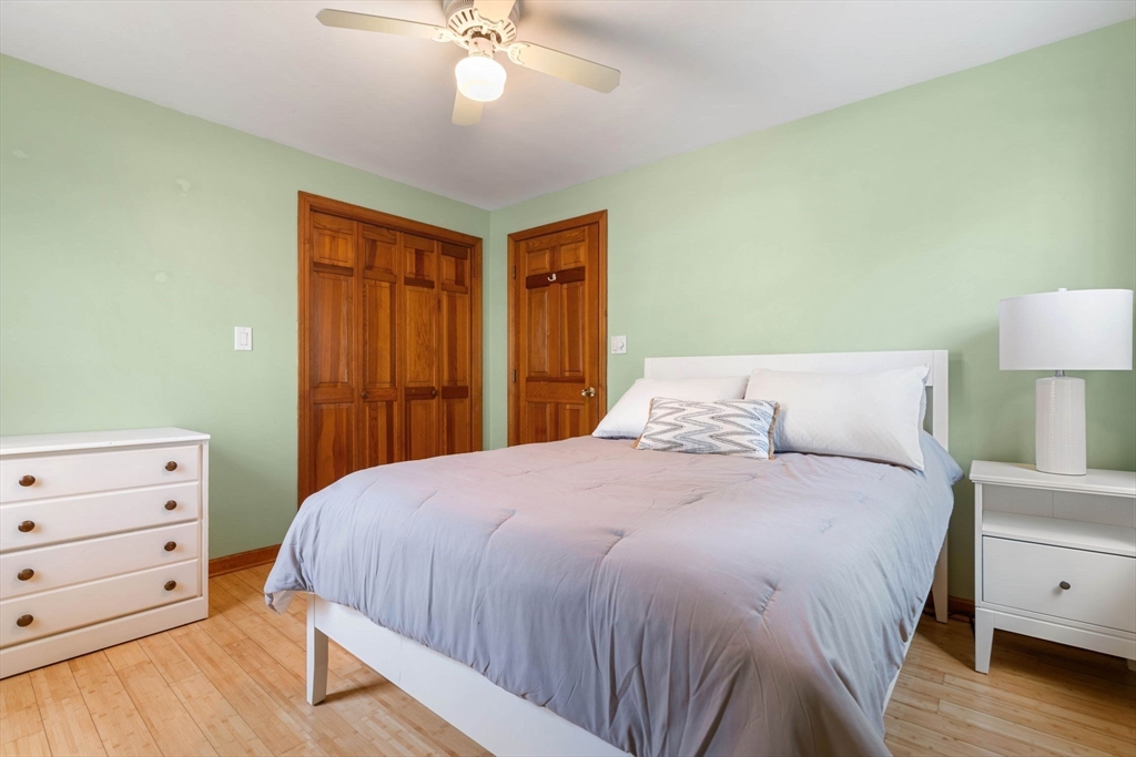 37 Stuart Road Rochester, MA 02770 - Photo 14 of 26