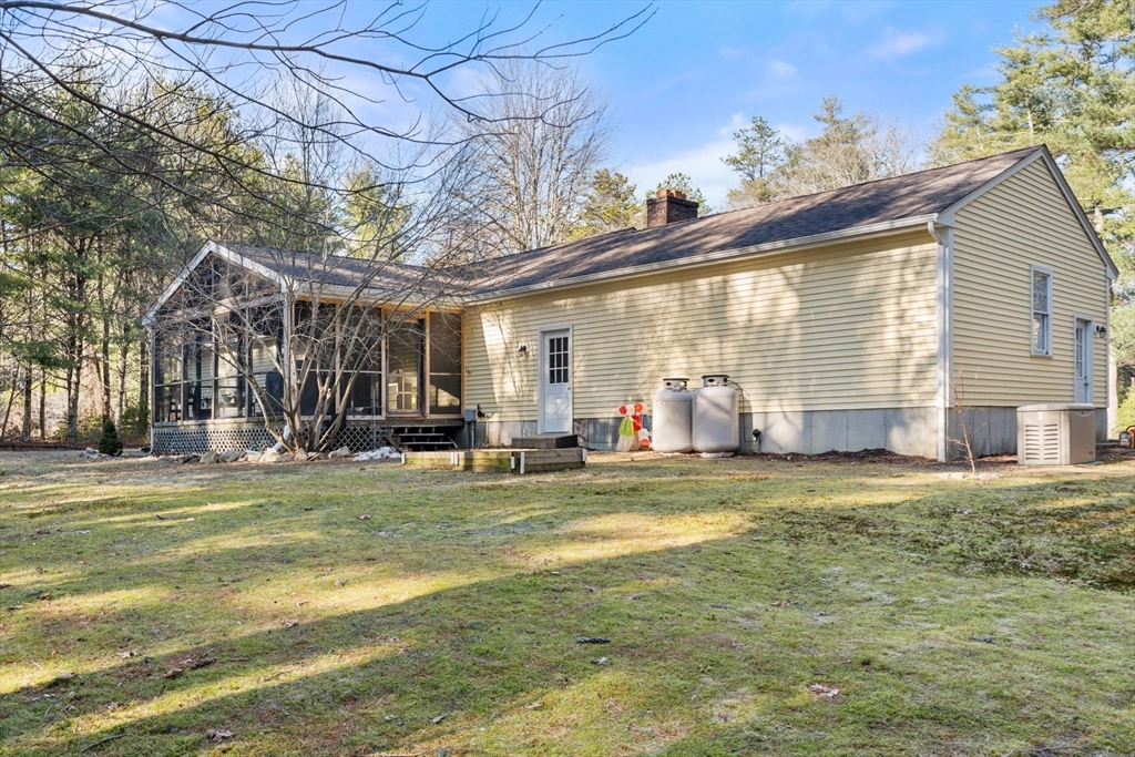 37 Stuart Road Rochester, MA 02770 - Photo 21 of 26