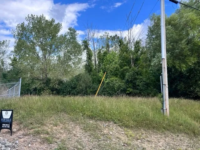 $175,900 | 3310 Ted Park Drive, Van Buren, NY 13164