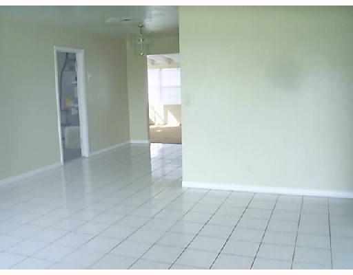 290 West 23rd Street Riviera Beach, FL 33404 - Photo 2 of 10 Additional Photo