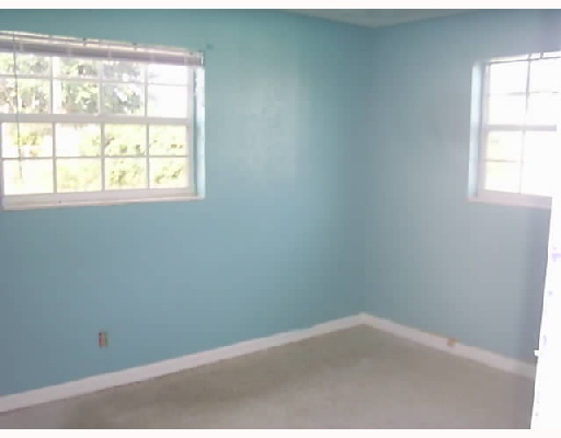 290 West 23rd Street Riviera Beach, FL 33404 - Photo 5 of 10 Additional Photo
