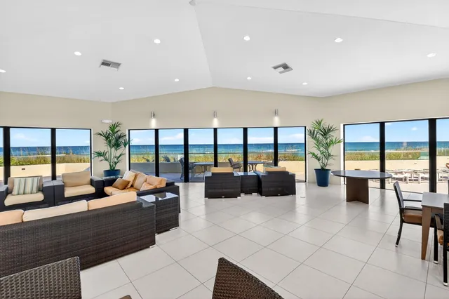 $1,450,000 | 5510 North Ocean Drive, Unit 4A, Singer Island, FL 33404