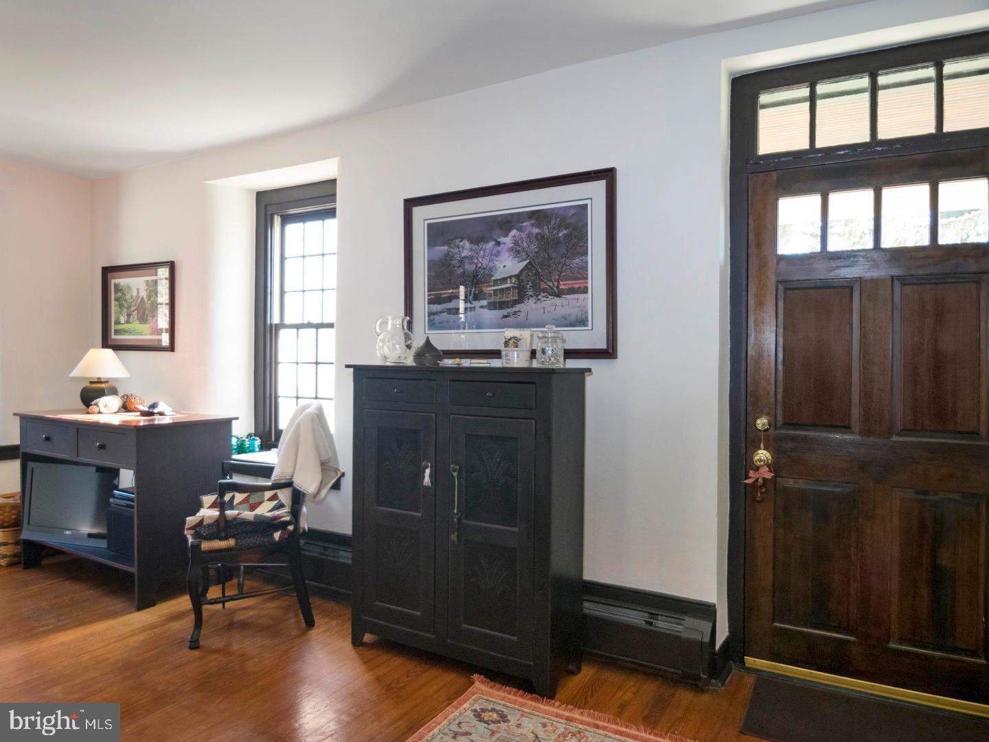 37 Compass Road Parkesburg, PA 19365 - Photo 2 of 37 Living Room