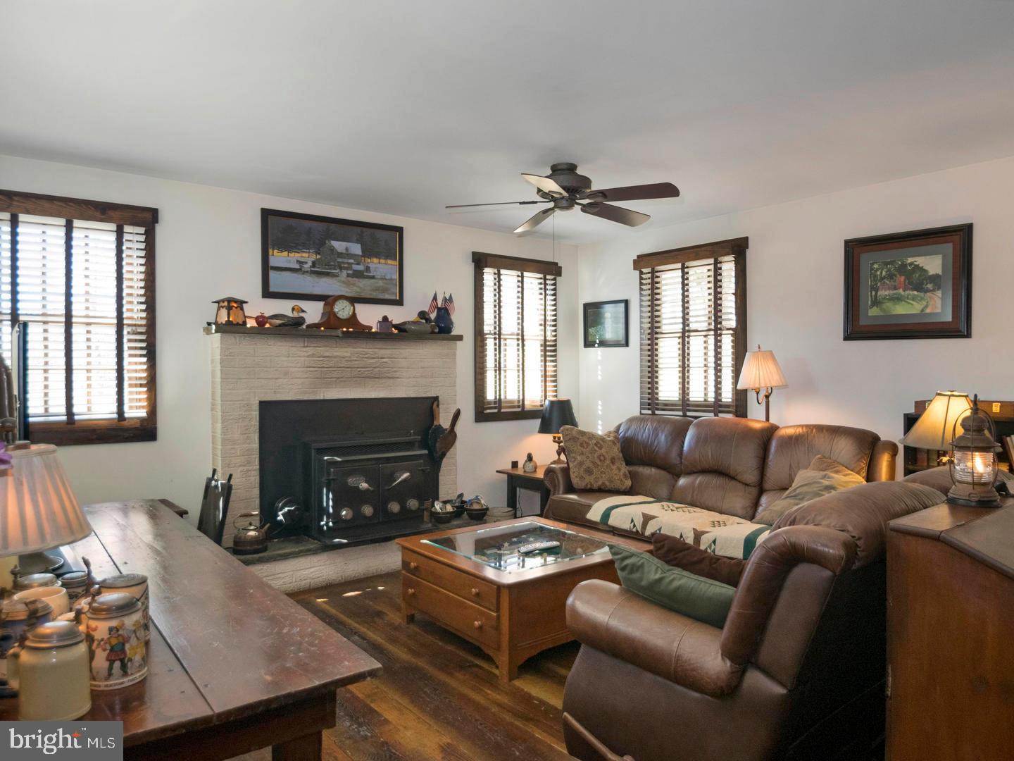 37 Compass Road Parkesburg, PA 19365 - Photo 14 of 37 Family Room