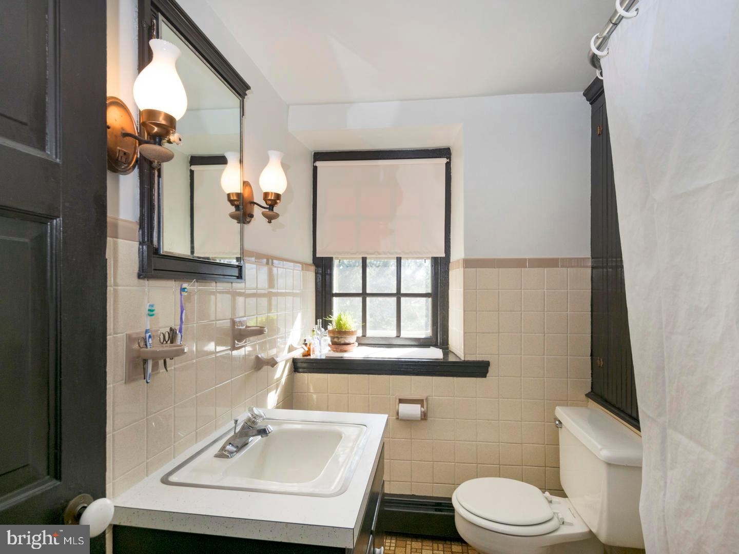 37 Compass Road Parkesburg, PA 19365 - Photo 20 of 37 Full Bath