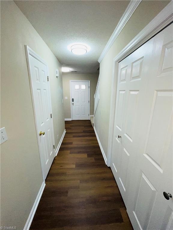 4232 Beacon Ridge Drive High Point, NC 27265 - Photo 4 of 15 Gallery Image 4