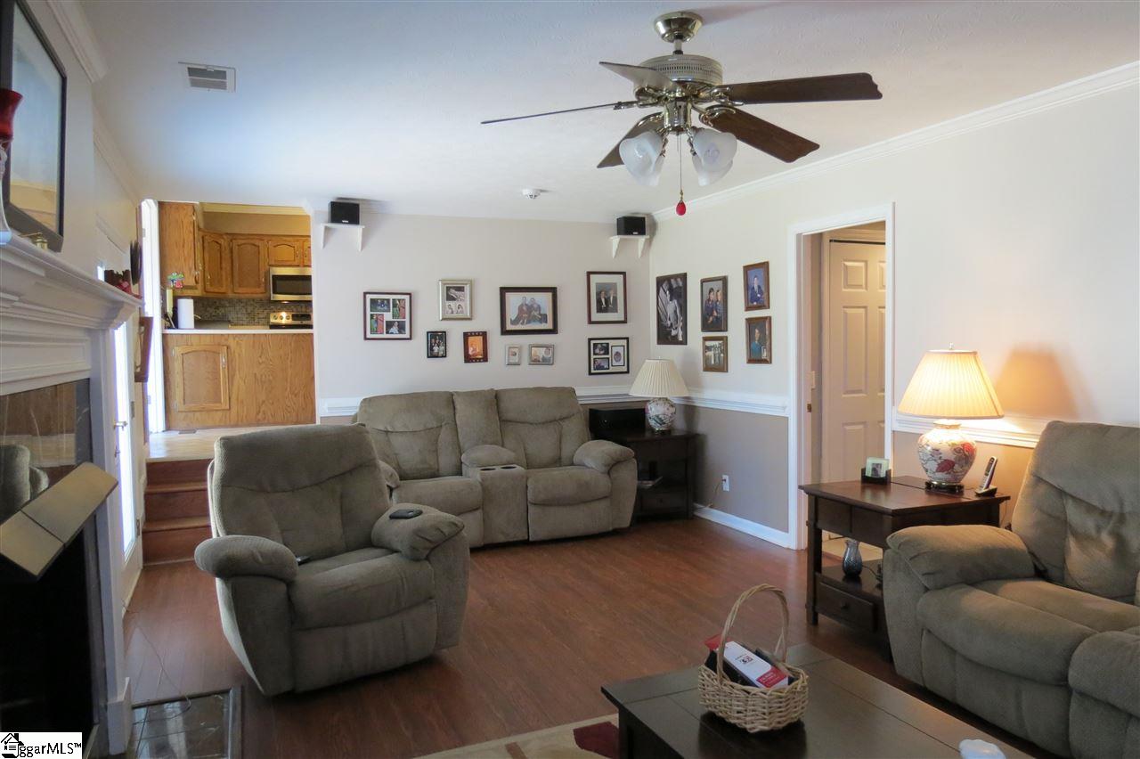 602 Brooks Road Mauldin, SC 29662 - Photo 13 of 25