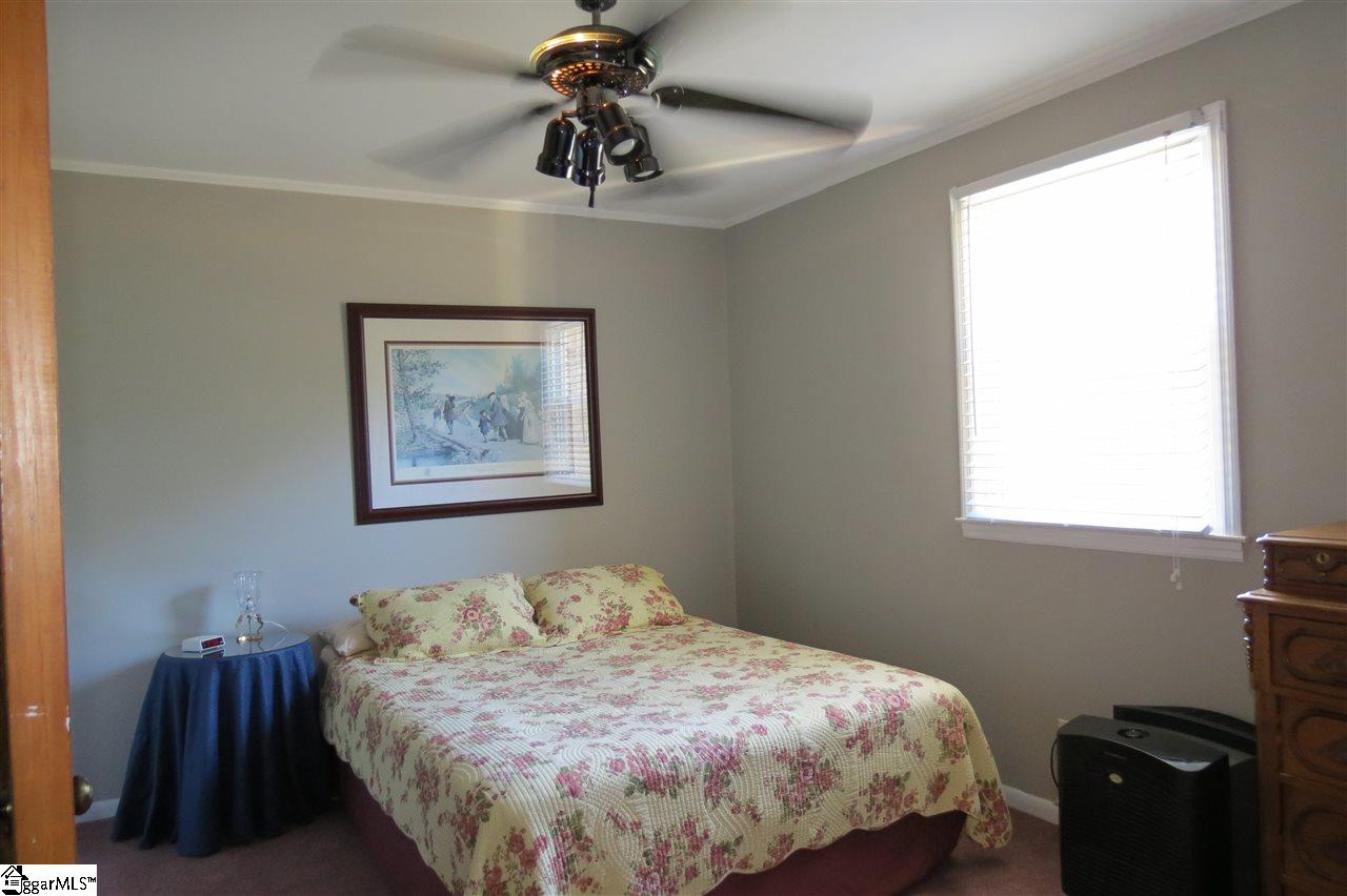 602 Brooks Road Mauldin, SC 29662 - Photo 19 of 25
