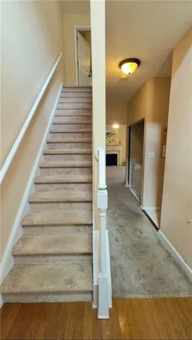 a view of entryway and hall