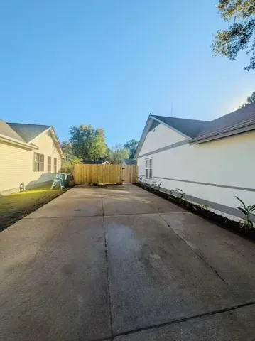 $230,000 | 7031 Tulip Trail Drive, Memphis, TN 38133