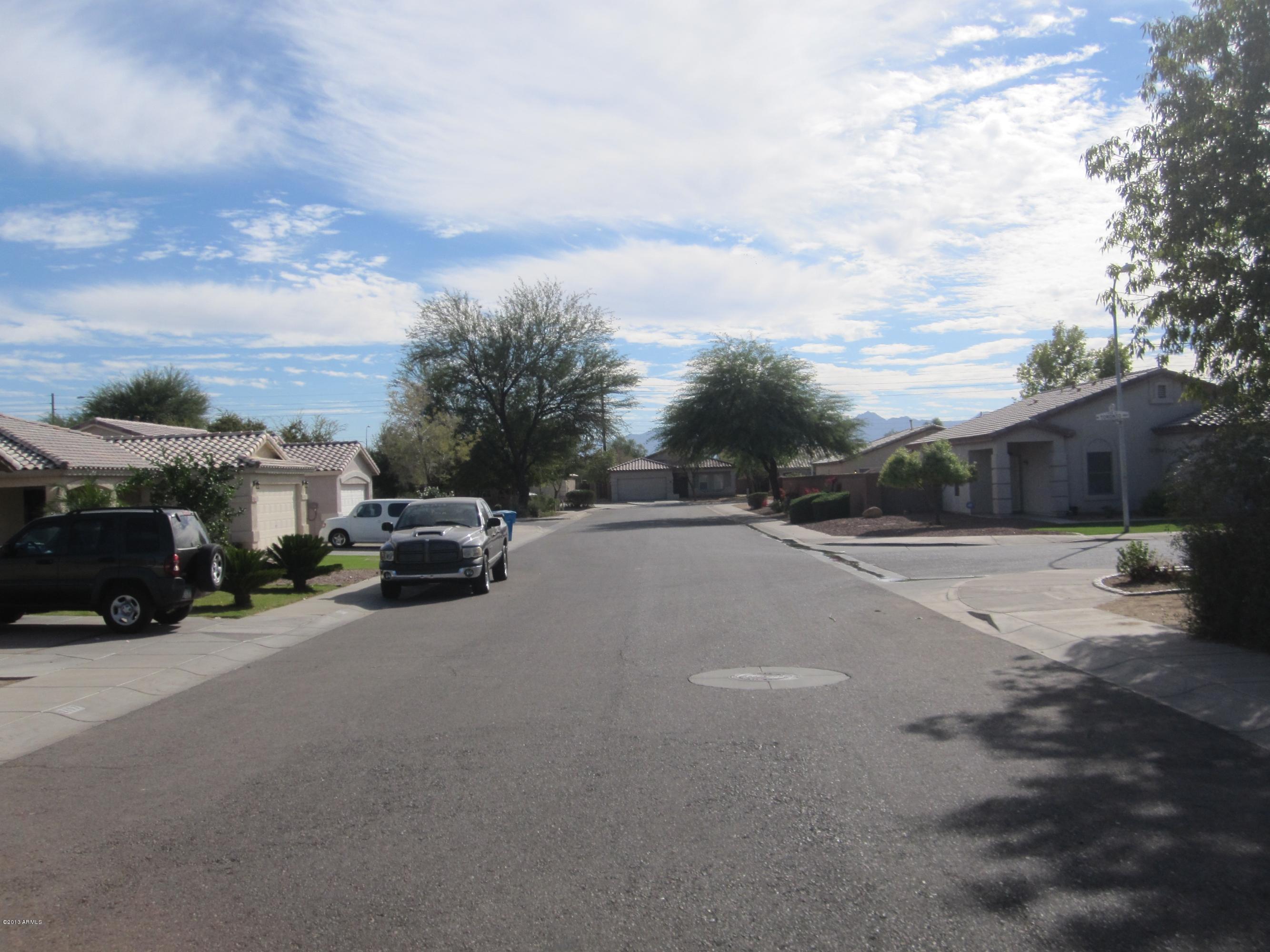 2607 South 71st Drive Phoenix, AZ 85043 - Photo 20 of 20 street 2