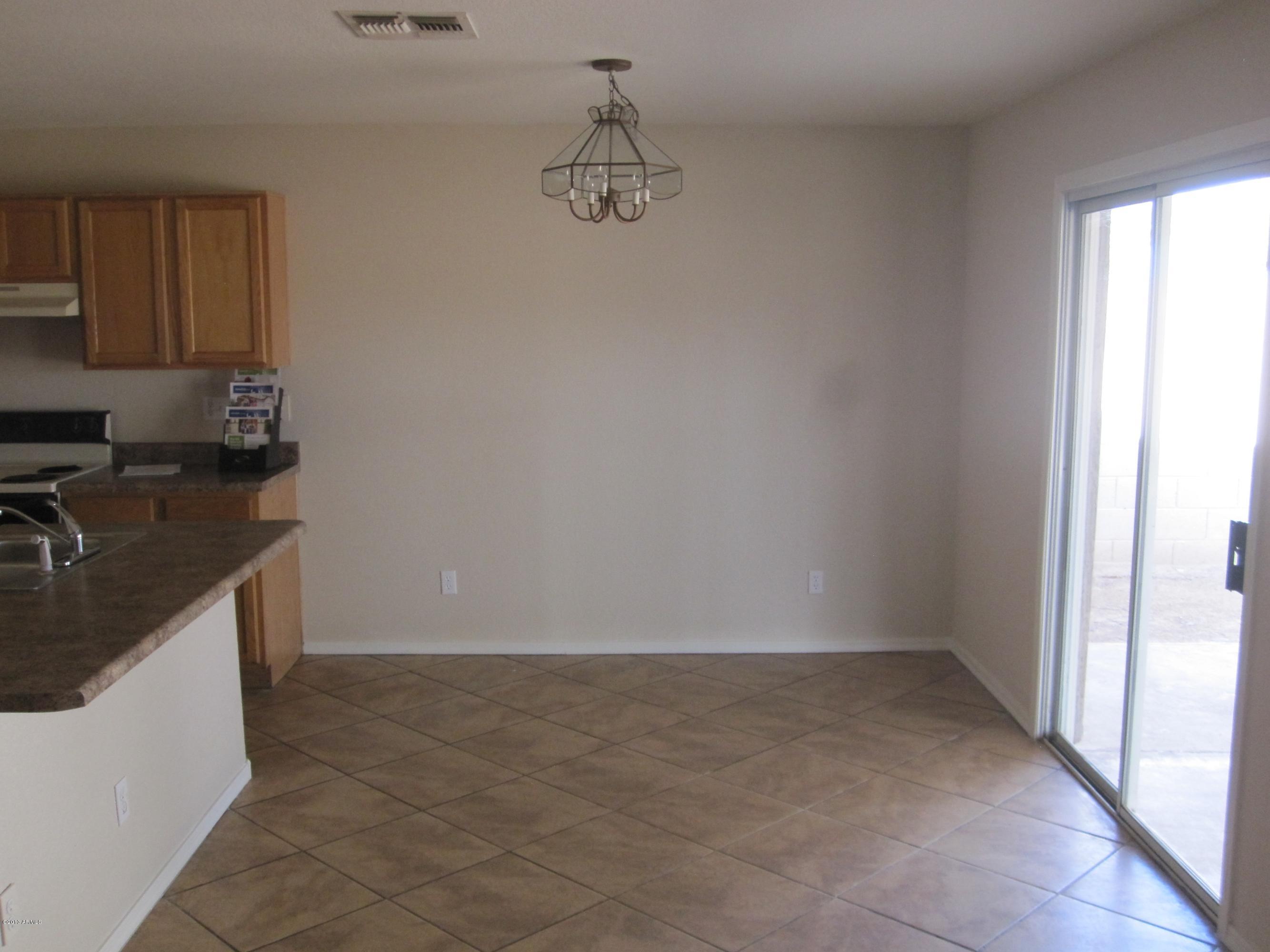 2607 South 71st Drive Phoenix, AZ 85043 - Photo 4 of 20 kitchen nook