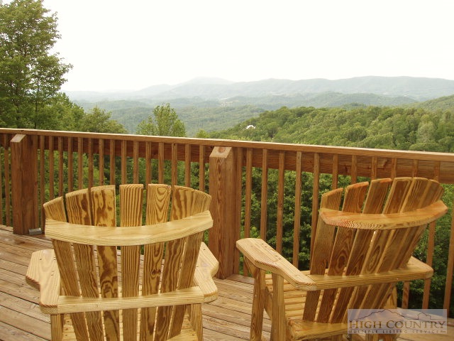 685 Nettles Ridge Road Banner Elk, NC 28604 - Photo 3 of 10 Gallery Image 3