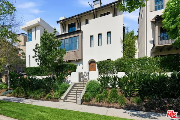 $15,000 | 13079 Bluff Creek Drive, Los Angeles, CA 90094