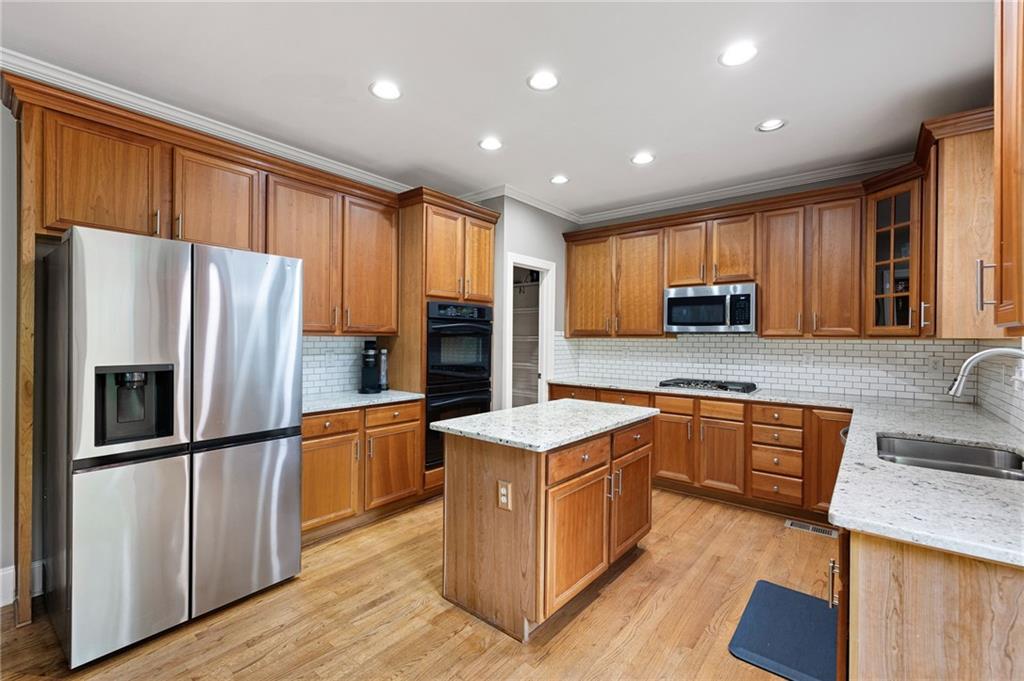 227 Oakwind Pointe Acworth, GA 30101 - Photo 14 of 52