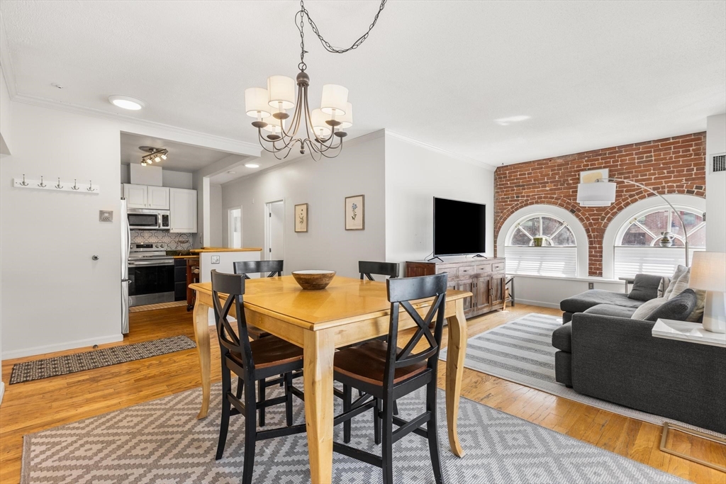 106 13th Street, Unit 202 Boston, MA 02129 - Photo 4 of 12