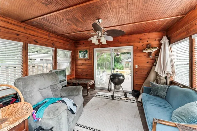 $227,500 | 81 Southeast 500 Road, Clinton, MO 64735