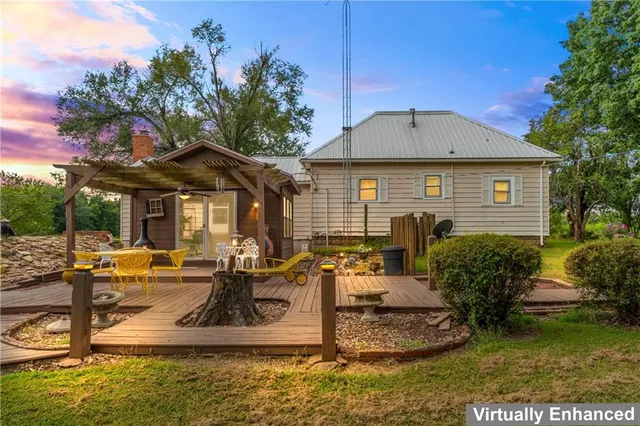 $217,500 | 81 Southeast 500 Road, Clinton, MO 64735