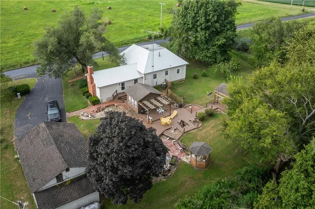 $217,500 | 81 Southeast 500 Road, Clinton, MO 64735