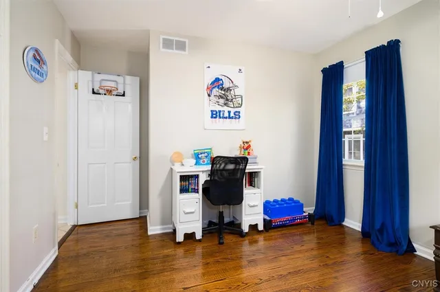 $489,900 | 213 Gilbert Road, New Hartford, NY 13413