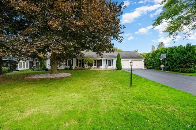 $489,900 | 213 Gilbert Road, New Hartford, NY 13413