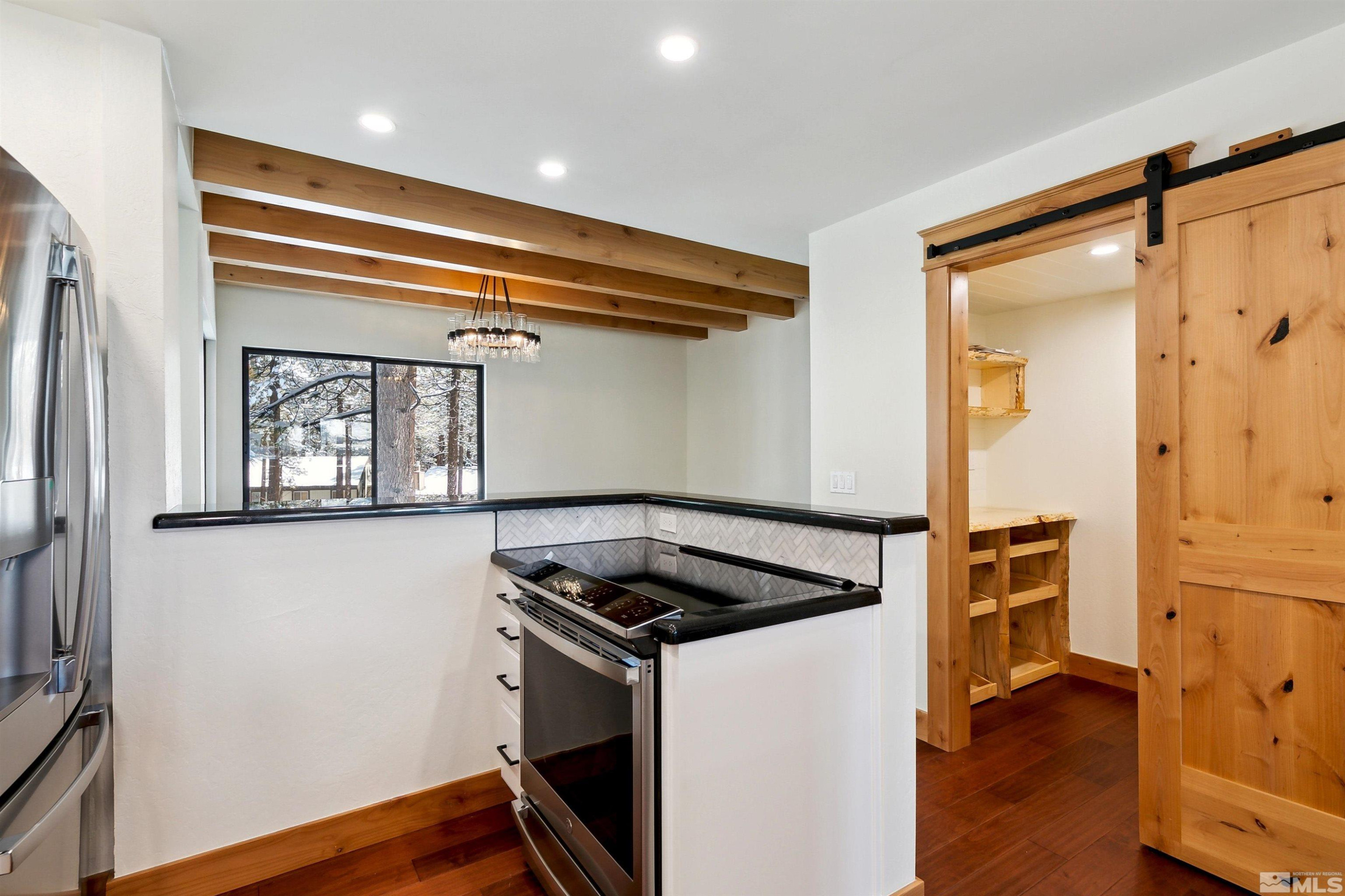 148 Holly Lane Stateline, NV 89449 - Photo 11 of 40 Photo 11