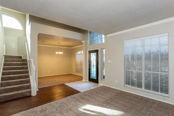 $2,565 | 7601 Southbridge Lane, Arlington, TX 76002