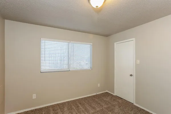 $2,565 | 7601 Southbridge Lane, Arlington, TX 76002