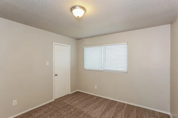 $2,565 | 7601 Southbridge Lane, Arlington, TX 76002