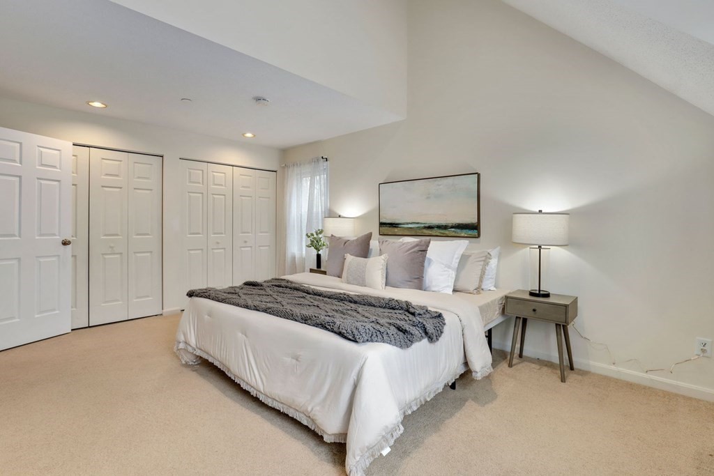 10 Maple Ridge Drive, Unit 10 Burlington, MA 01803 - Photo 17 of 37 Gallery Image 17