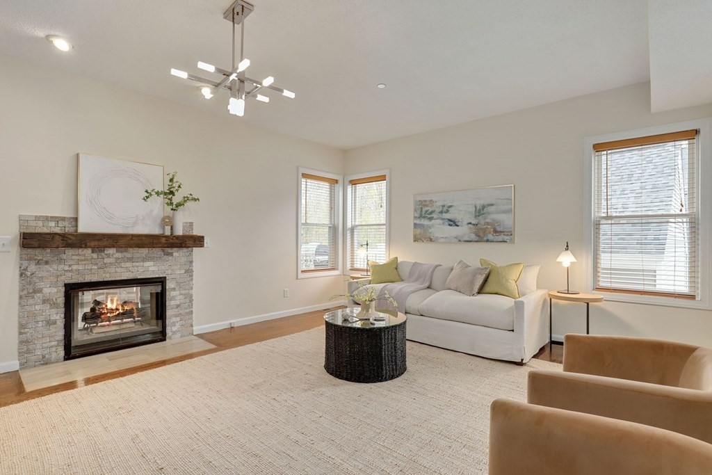 10 Maple Ridge Drive, Unit 10 Burlington, MA 01803 - Photo 8 of 37 Gallery Image 8
