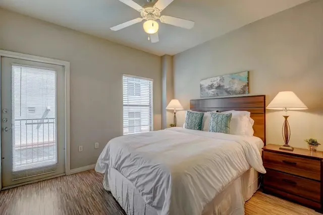 $2,895 | 2515 Pearl Street, Unit 610, Austin, TX 78705